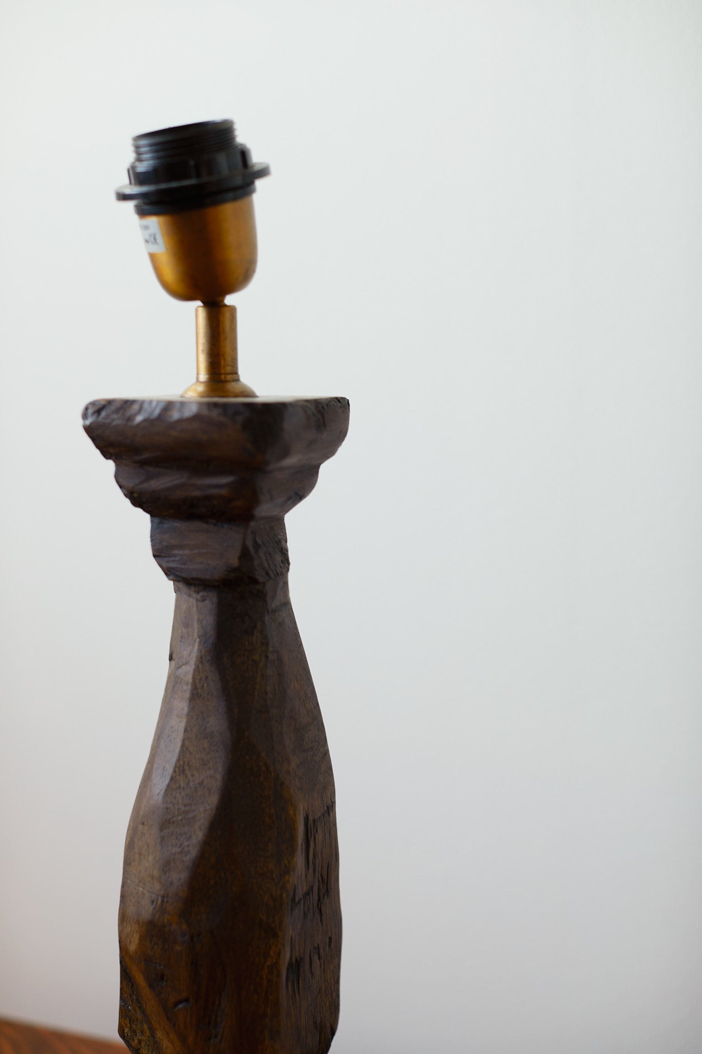 Handcarved Lamp 01